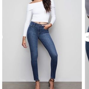 NWT Good American Good Legs in Size 6